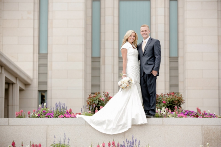 EK-Studios-Wedding-Photographer-The-McMullin-House-Reception011-Blog(pp_w768_h511)