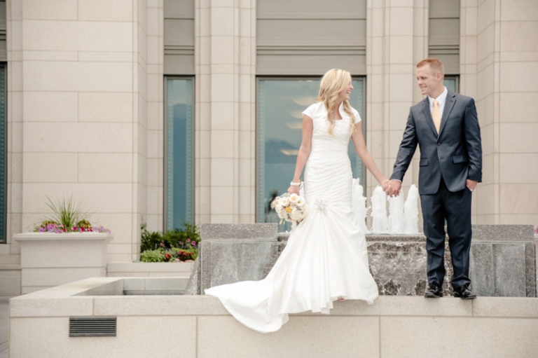 EK-Studios-Wedding-Photographer-The-McMullin-House-Reception021-Blog(pp_w768_h511)