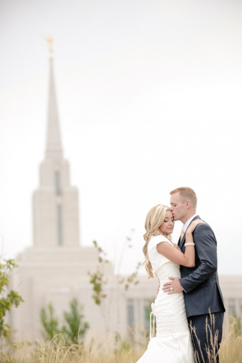 EK-Studios-Wedding-Photographer-The-McMullin-House-Reception027-Blog(pp_w480_h720)