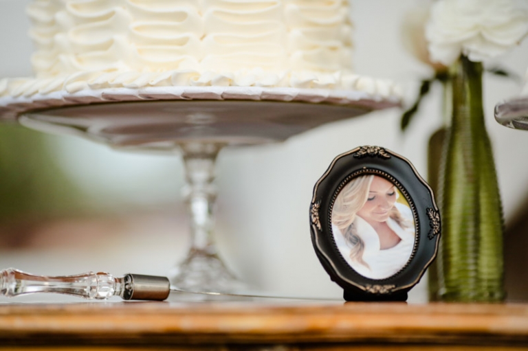 EK-Studios-Wedding-Photographer-The-McMullin-House-Reception035-Blog(pp_w768_h511)