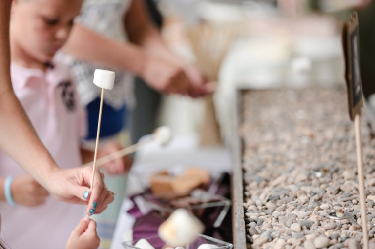 EK-Studios-Wedding-Photographer-The-McMullin-House-Reception042-Blog(pp_w768_h511)