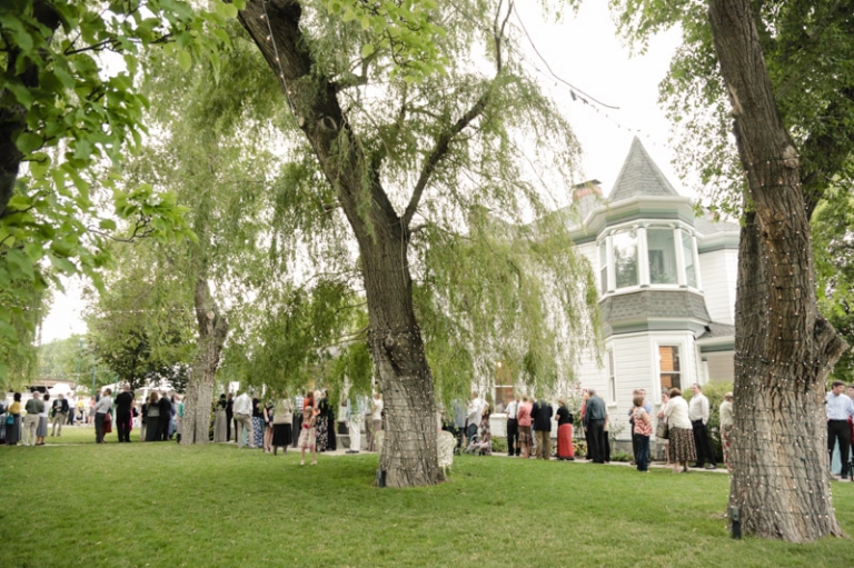 EK-Studios-Wedding-Photographer-The-McMullin-House-Reception050-Blog(pp_w768_h511)