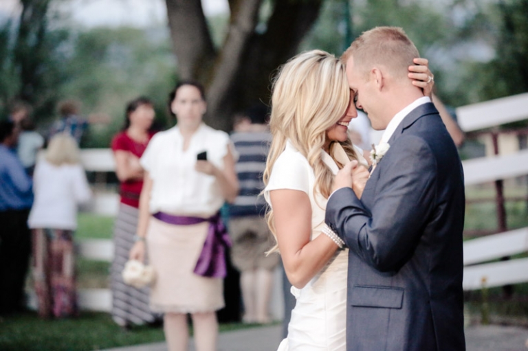 EK-Studios-Wedding-Photographer-The-McMullin-House-Reception058-Blog(pp_w768_h511)