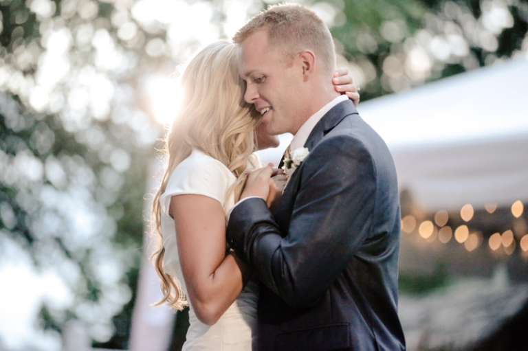 EK-Studios-Wedding-Photographer-The-McMullin-House-Reception060-Blog(pp_w768_h511)