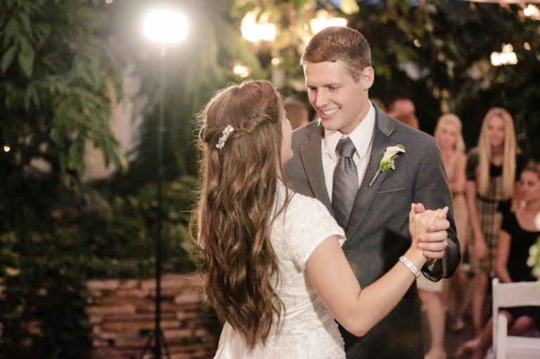 EK-Studios-Wedding-Photographer-Wedding-Celeste-Craig071-Blog(pp_w768_h511)