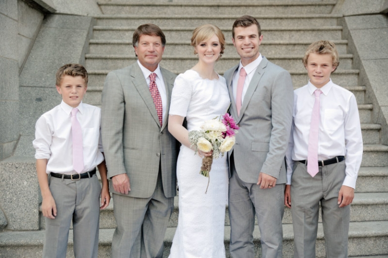 EK-Studios-Wedding-Photographer-Wedding-Erin-Joel008-Blog(pp_w768_h511)