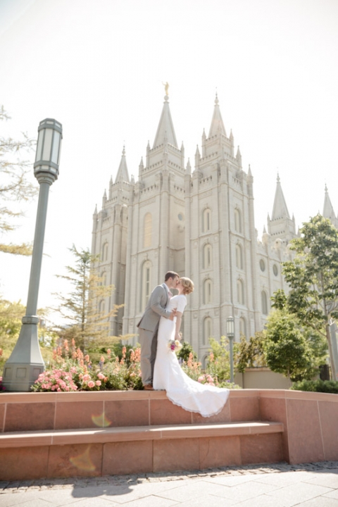 EK-Studios-Wedding-Photographer-Wedding-Erin-Joel029-Blog(pp_w480_h720)