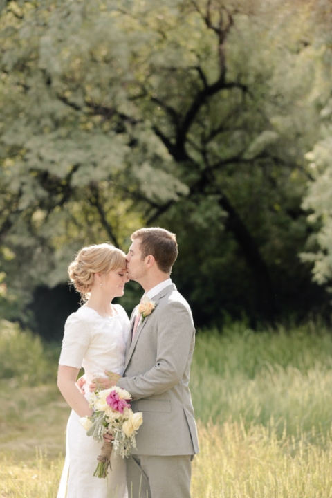 EK-Studios-Wedding-Photographer-Wedding-Erin-Joel036-Blog(pp_w480_h720)