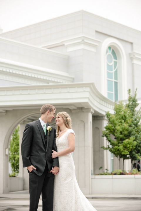 EK-Studios-Wedding-Photographer-Wedding-Reception-at-Sleepy-Ridge018-Blog(pp_w480_h720)