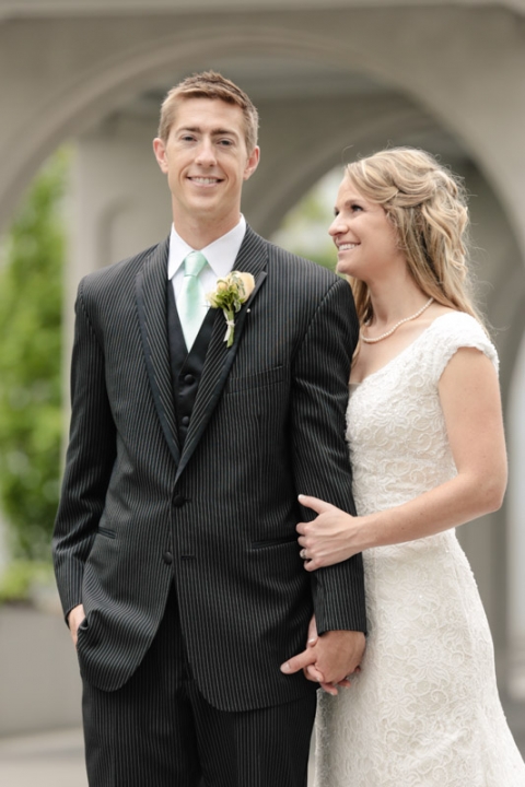 EK-Studios-Wedding-Photographer-Wedding-Reception-at-Sleepy-Ridge019-Blog(pp_w480_h720)