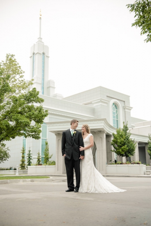 EK-Studios-Wedding-Photographer-Wedding-Reception-at-Sleepy-Ridge020-Blog(pp_w480_h720)