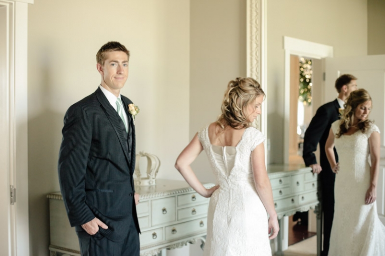 EK-Studios-Wedding-Photographer-Wedding-Reception-at-Sleepy-Ridge028-Blog(pp_w768_h511)