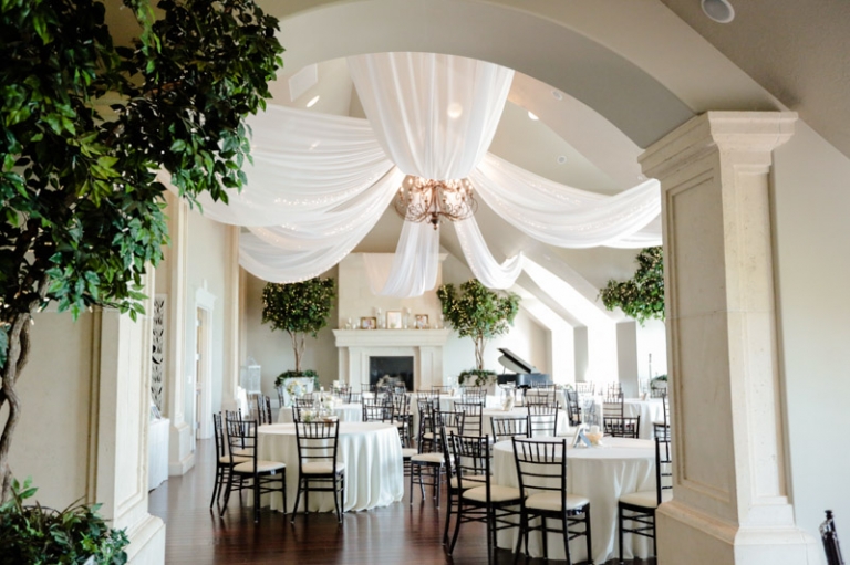 EK-Studios-Wedding-Photographer-Wedding-Reception-at-Sleepy-Ridge039-Blog(pp_w768_h511)