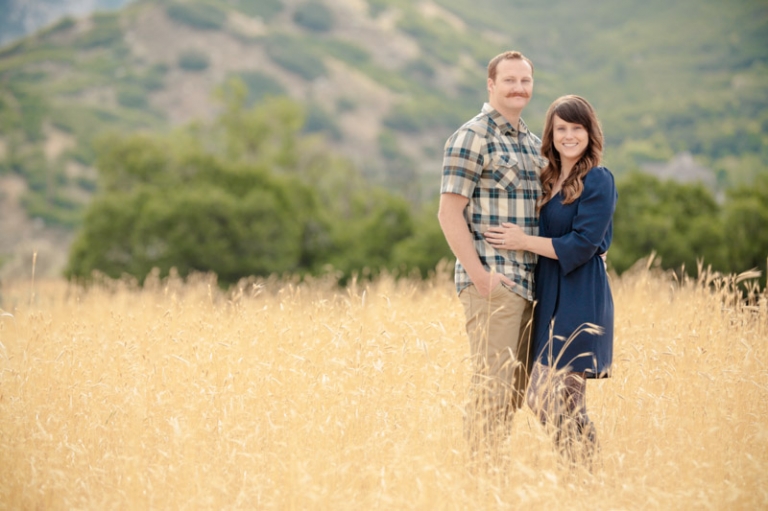 EK-Studios-Wedding-Photographer-Wheat-field-engagements006-Blog(pp_w768_h511)