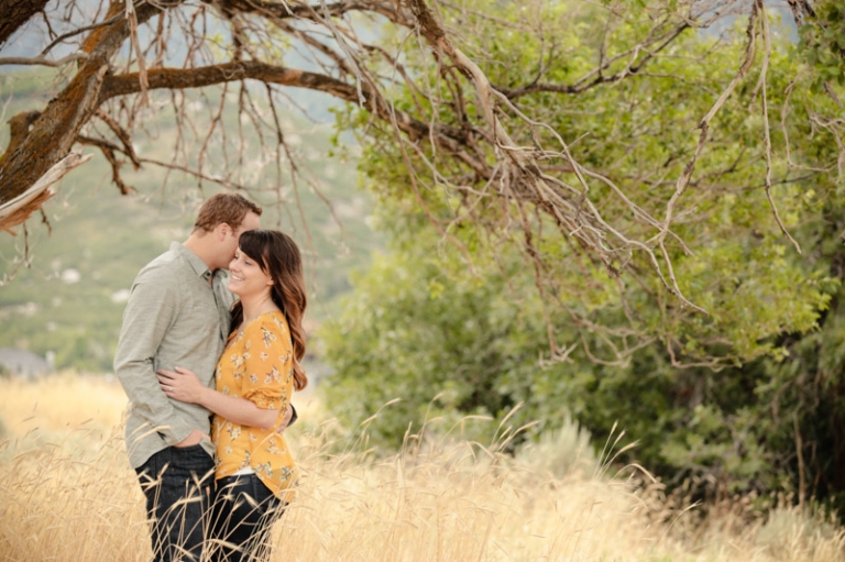 EK-Studios-Wedding-Photographer-Wheat-field-engagements020-Blog(pp_w768_h511)