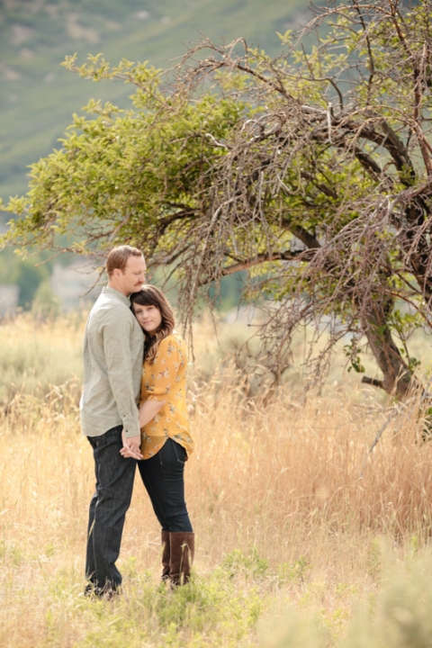 EK-Studios-Wedding-Photographer-Wheat-field-engagements023-Blog(pp_w480_h720)