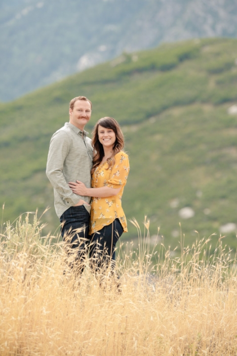 EK-Studios-Wedding-Photographer-Wheat-field-engagements034-Blog(pp_w480_h720)