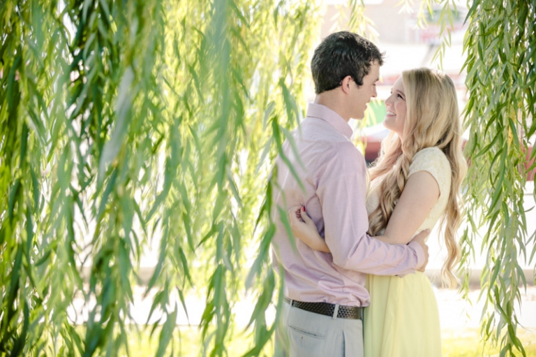 EK-Studios-Wedding-Photographer-old-town-rustic-engagements006-Blog(pp_w768_h511)