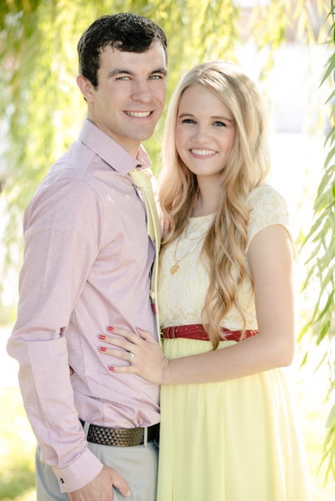 EK-Studios-Wedding-Photographer-old-town-rustic-engagements007-Blog(pp_w480_h719)