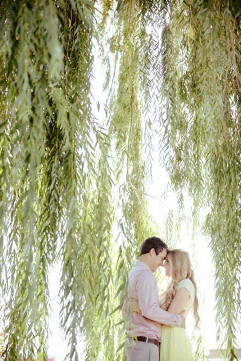 EK-Studios-Wedding-Photographer-old-town-rustic-engagements008-Blog(pp_w480_h720)