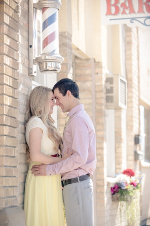 EK-Studios-Wedding-Photographer-old-town-rustic-engagements012-Blog(pp_w480_h720)