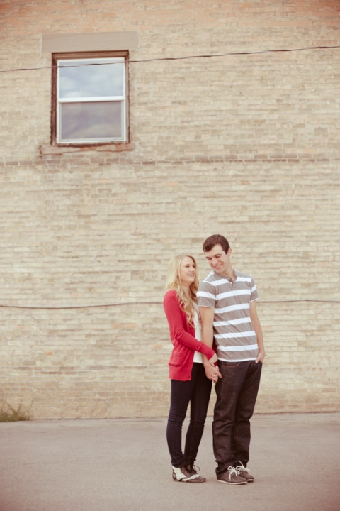 EK-Studios-Wedding-Photographer-old-town-rustic-engagements021-Blog(pp_w480_h720)