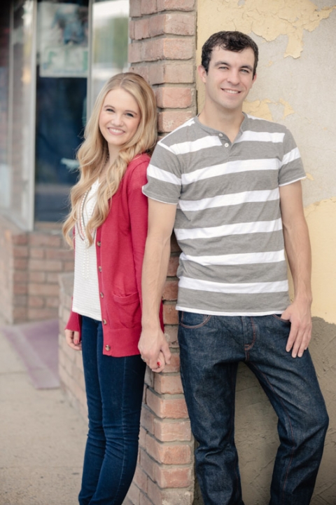 EK-Studios-Wedding-Photographer-old-town-rustic-engagements024-Blog(pp_w480_h720)