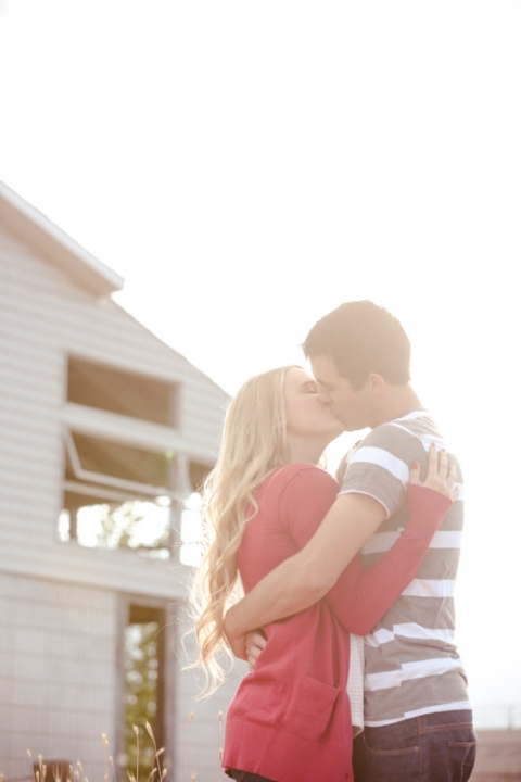 EK-Studios-Wedding-Photographer-old-town-rustic-engagements033-Blog(pp_w480_h720)