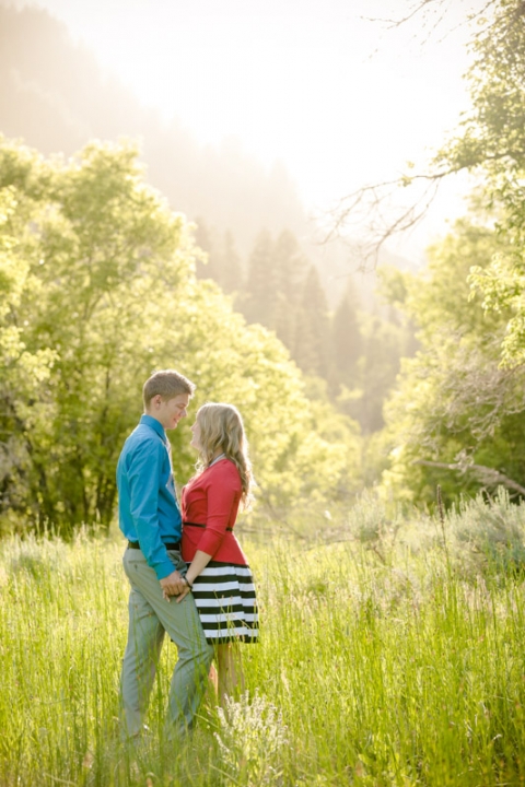 EK-Studios-Wedding-Photographer-picnic-under-a-willow-tree023-Blog(pp_w480_h720)