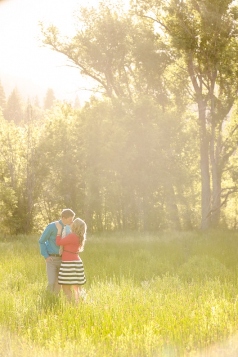 EK-Studios-Wedding-Photographer-picnic-under-a-willow-tree036-Blog(pp_w480_h720)