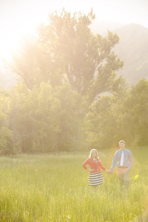 EK-Studios-Wedding-Photographer-picnic-under-a-willow-tree037-Blog(pp_w480_h720)