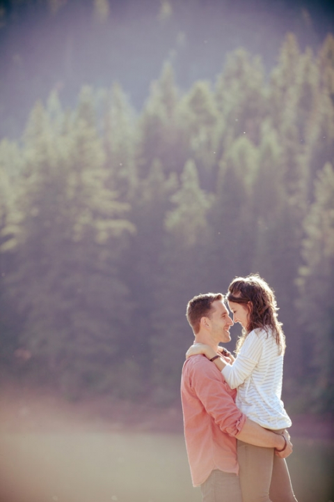 EK-Studios-Wedding-Photographer-Engagements-at-a-lake-in-the-mountains007-Blog(pp_w480_h720)