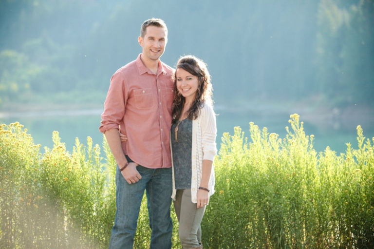 EK-Studios-Wedding-Photographer-Engagements-at-a-lake-in-the-mountains012-Blog(pp_w768_h511)