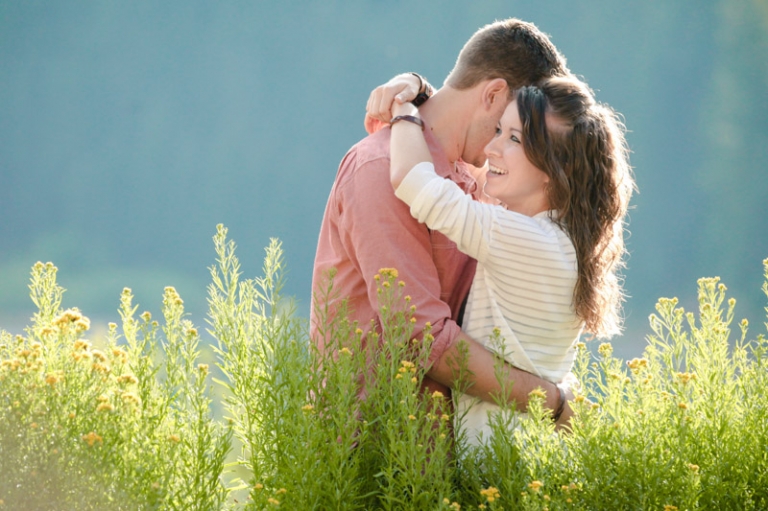 EK-Studios-Wedding-Photographer-Engagements-at-a-lake-in-the-mountains013-Blog(pp_w768_h511)