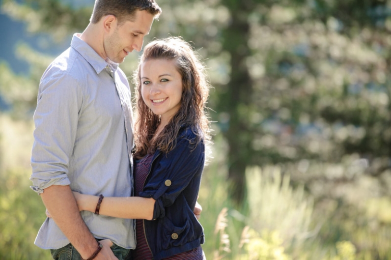 EK-Studios-Wedding-Photographer-Engagements-at-a-lake-in-the-mountains018-Blog(pp_w768_h511)