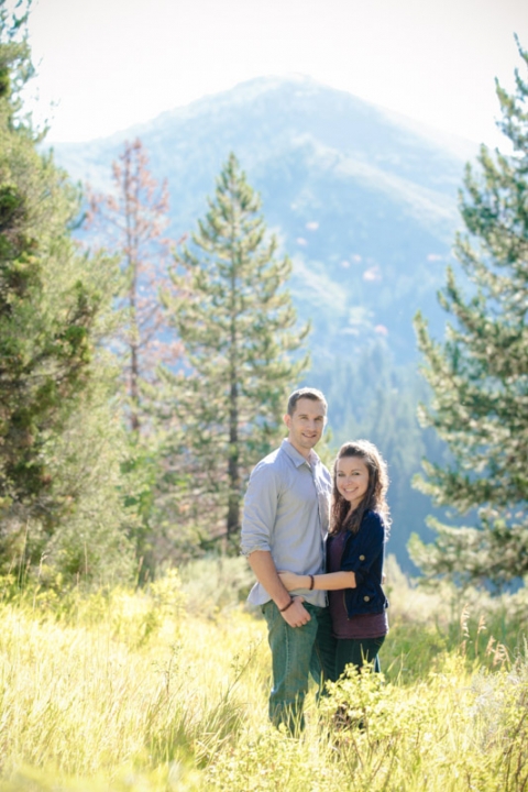 EK-Studios-Wedding-Photographer-Engagements-at-a-lake-in-the-mountains020-Blog(pp_w480_h720)