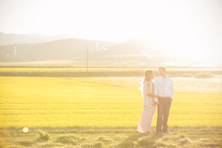 EK-Studios-Wedding-Photographer-Vintage-Engagements-UT043-Blog(pp_w768_h511)