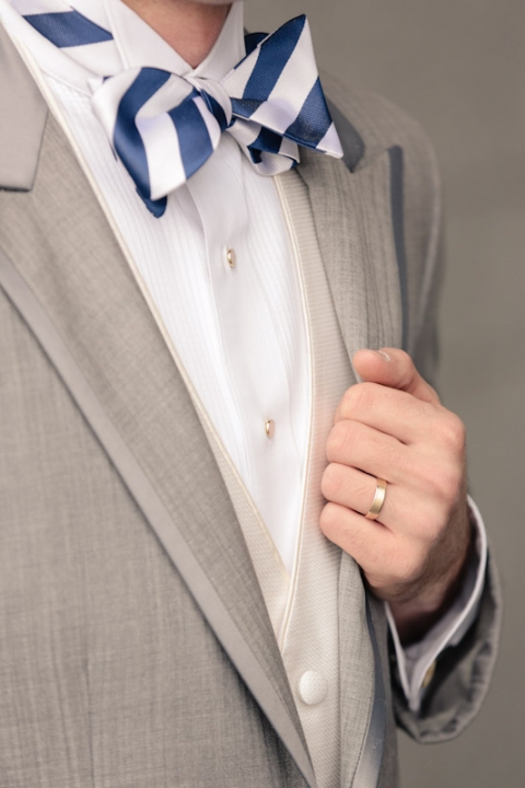 Wedding-Photographer-Barn-wedding-reception-winter009-Blog(pp_w480_h720)