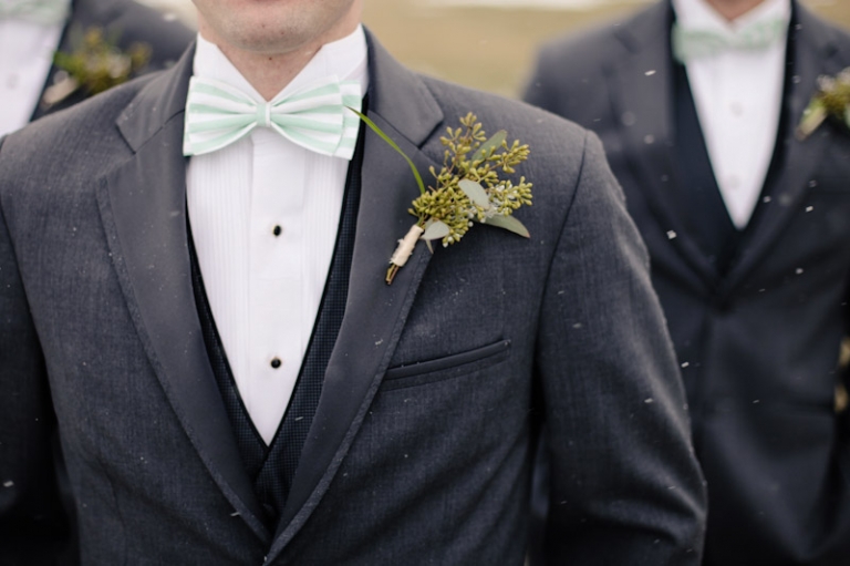 Wedding-Photographer-Barn-wedding-reception-winter032-Blog(pp_w768_h511)