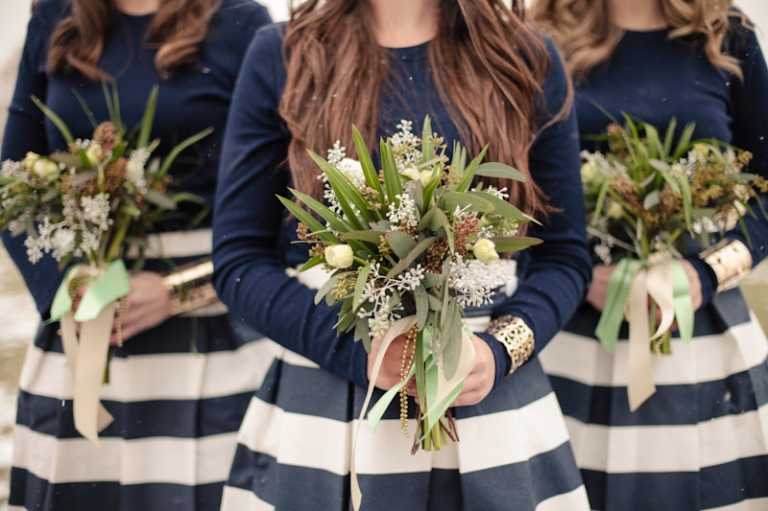 Wedding-Photographer-Barn-wedding-reception-winter039-Blog(pp_w768_h511)