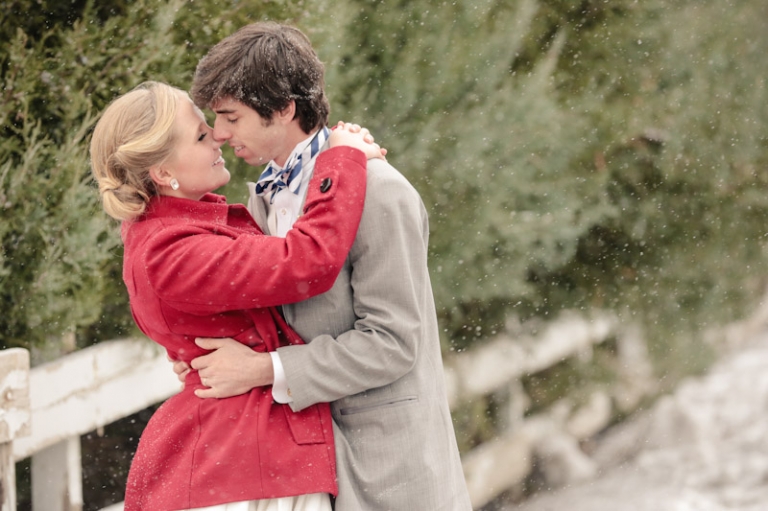 Wedding-Photographer-Barn-wedding-reception-winter043-Blog(pp_w768_h511)