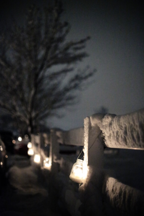 Wedding-Photographer-Barn-wedding-reception-winter046-Blog(pp_w480_h720)