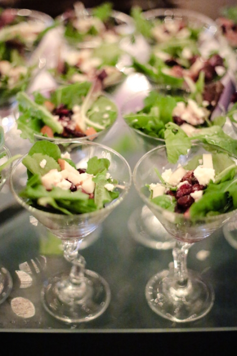 Wedding-Photographer-Barn-wedding-reception-winter057-Blog(pp_w480_h720)