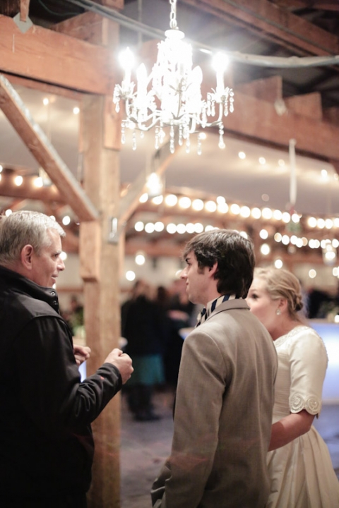 Wedding-Photographer-Barn-wedding-reception-winter067-Blog(pp_w480_h720)