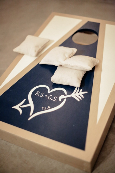 Wedding-Photographer-Barn-wedding-reception-winter075-Blog(pp_w480_h720)