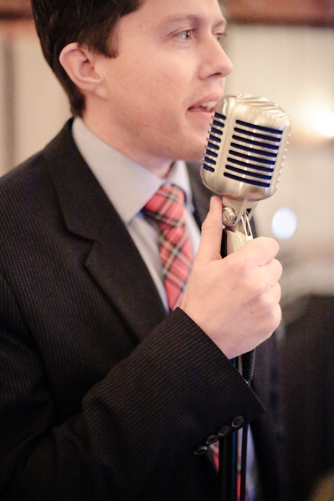 Wedding-Photographer-Barn-wedding-reception-winter078-Blog(pp_w480_h720)