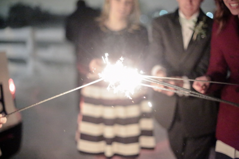 Wedding-Photographer-Barn-wedding-reception-winter088-Blog(pp_w768_h511)