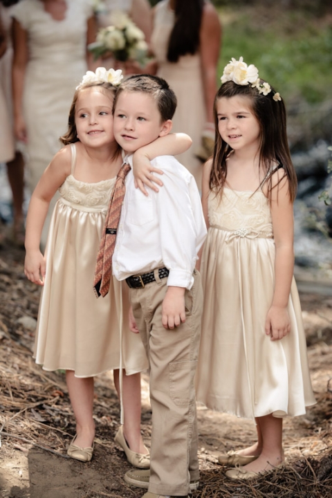 California-wedding-Photographer-wedding-in-the-woods-25(pp_w480_h720)