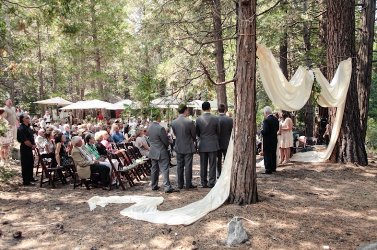 California-wedding-Photographer-wedding-in-the-woods-31(pp_w768_h511)
