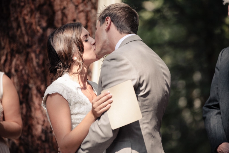 California-wedding-Photographer-wedding-in-the-woods-34(pp_w768_h511)